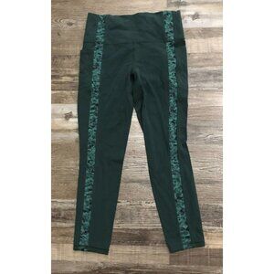 Athleta Salutation Stash Pocket II Serene 7/8 Tight Seaweed Green Medium
